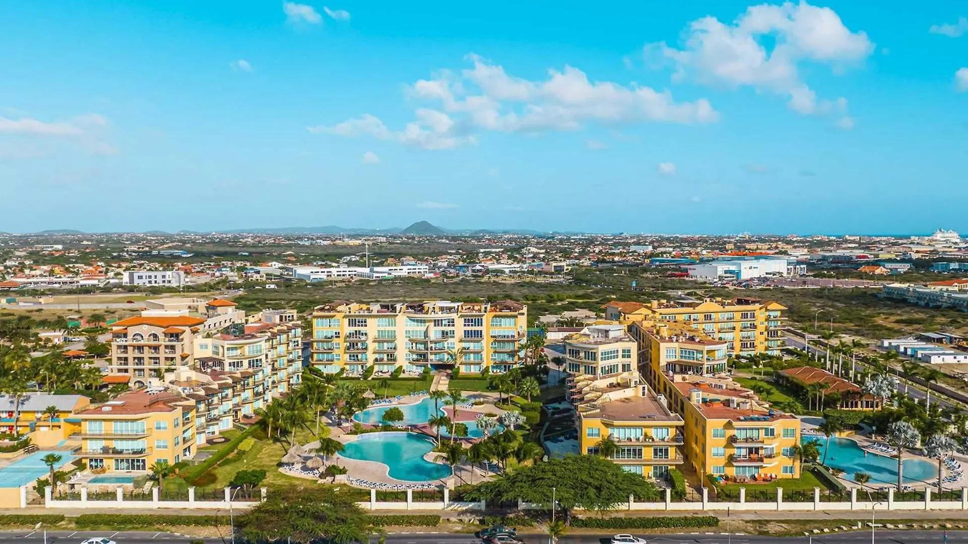 Beachfront - Flamingo Luxury 2Br Condo - E423 Palm Beach Prázdninový dům
