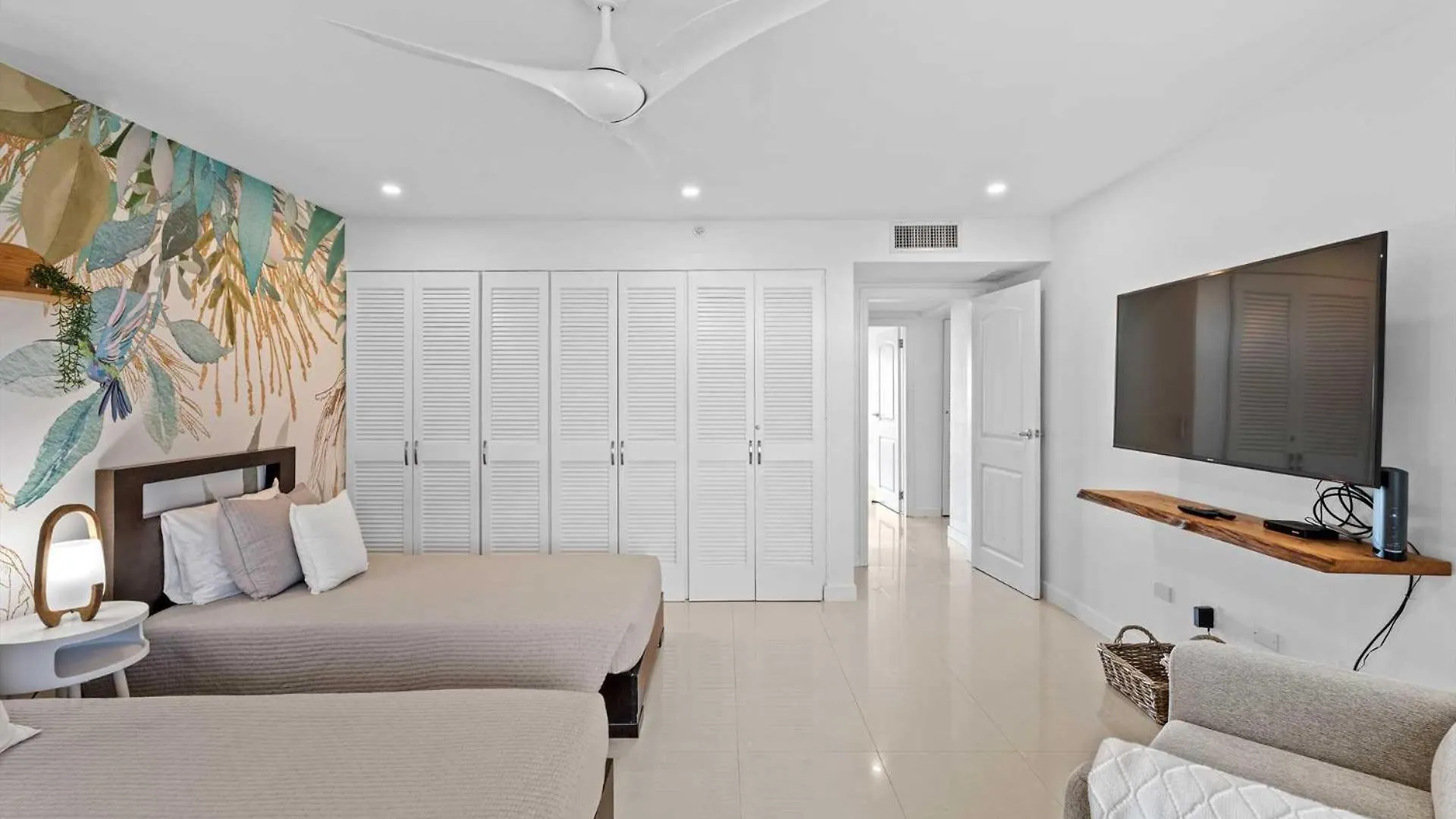 Beachfront - Flamingo Luxury 2Br Condo - E423 Palm Beach Prázdninový dům