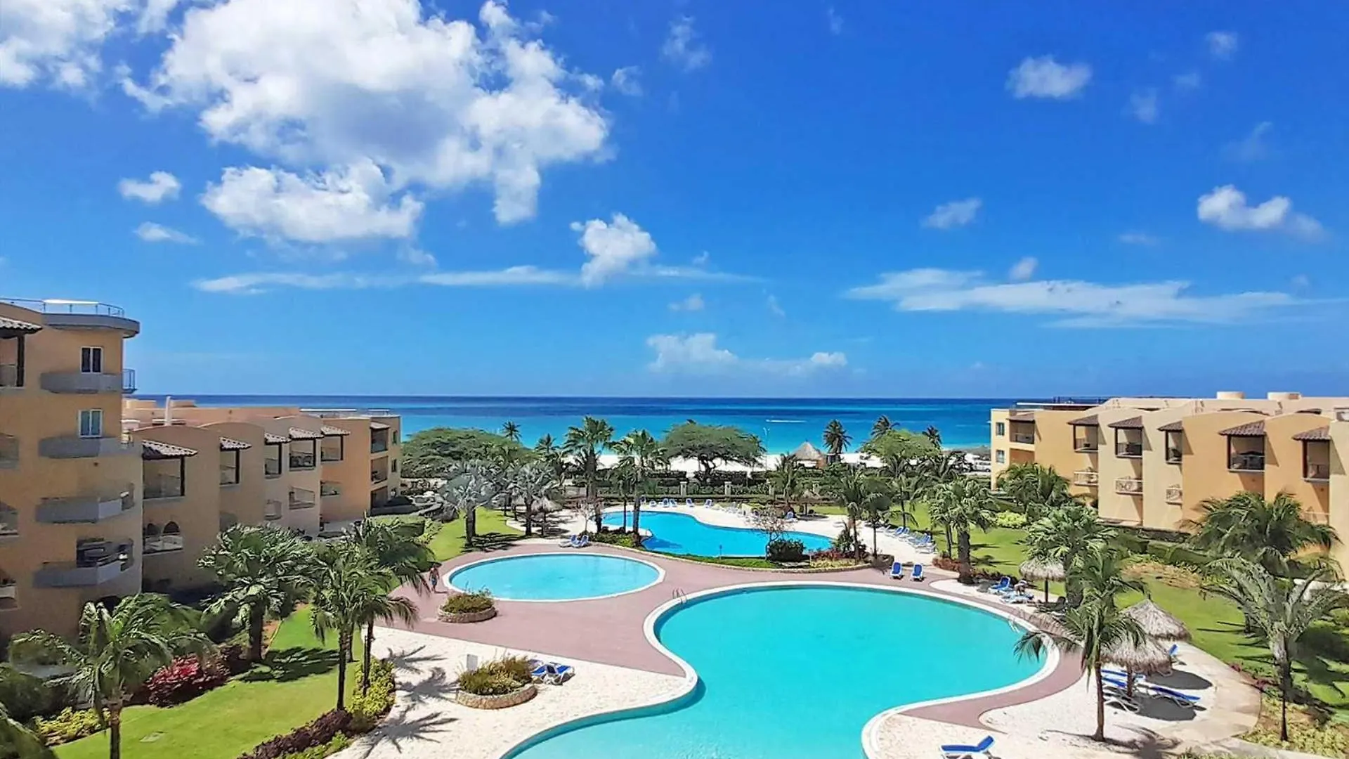 Beachfront - Flamingo Luxury 2Br Condo - E423 Palm Beach
